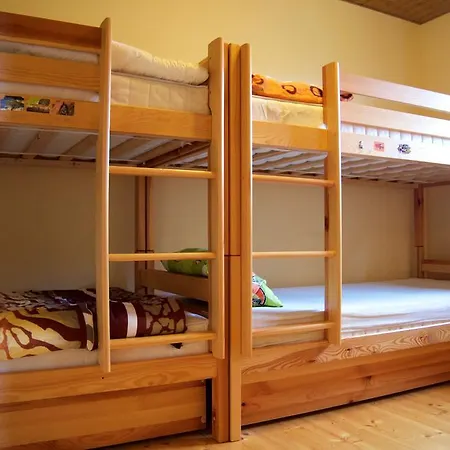 13 Komnata Tatil Evi