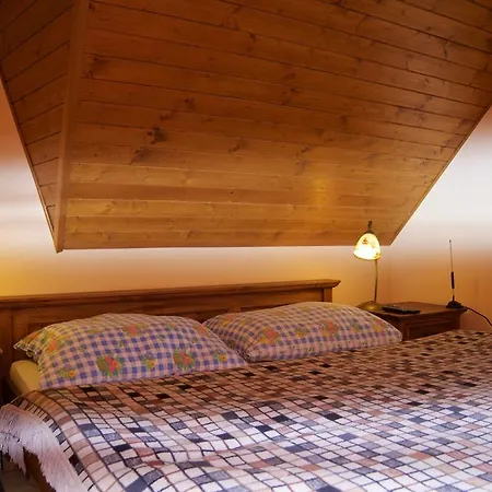 13 Komnata Tatil Evi *